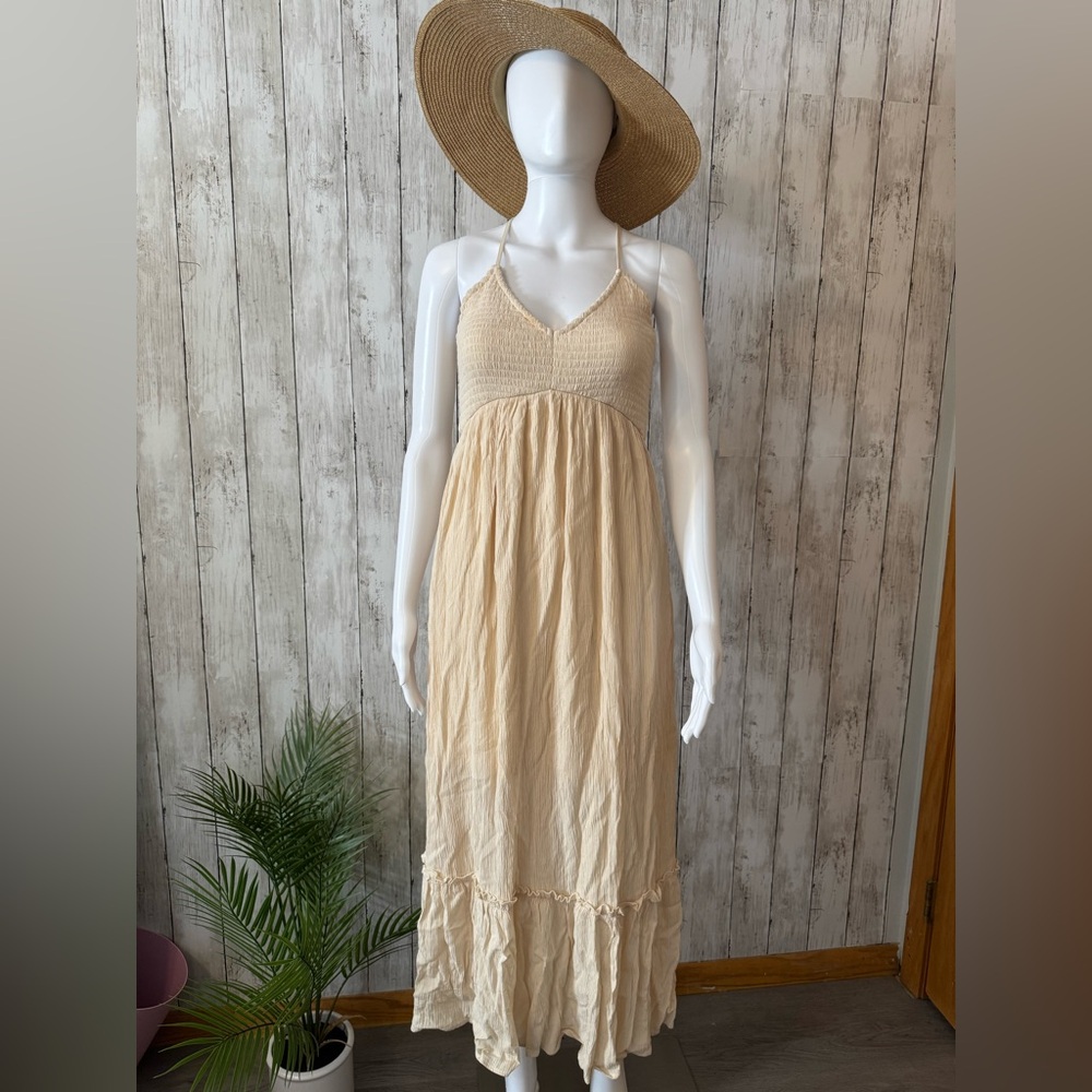 Elegant Cream Maxi Dress